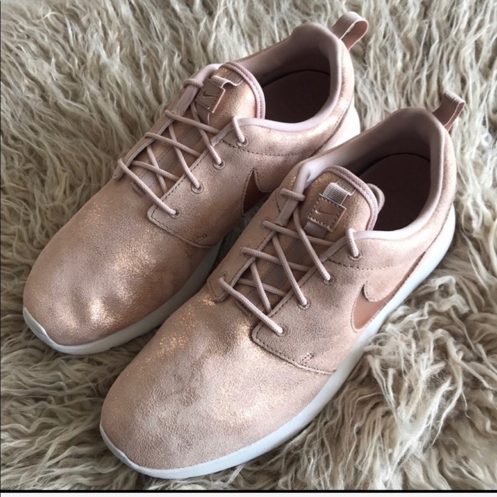 NWT Nike Roshe 1 Premium - Picture 6 of 8